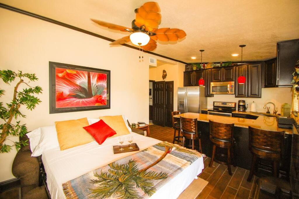 Tahitian Cottage - Heated Pool Walk To The Beach Cocoa Beach Eksteriør bilde